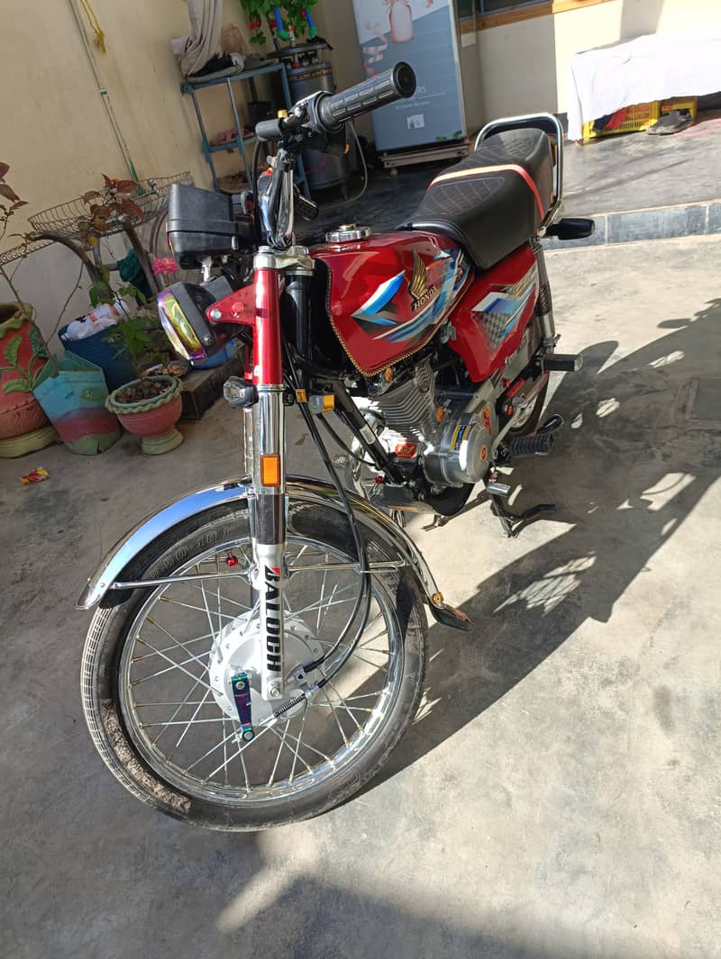 Honda CG 125 2024 5