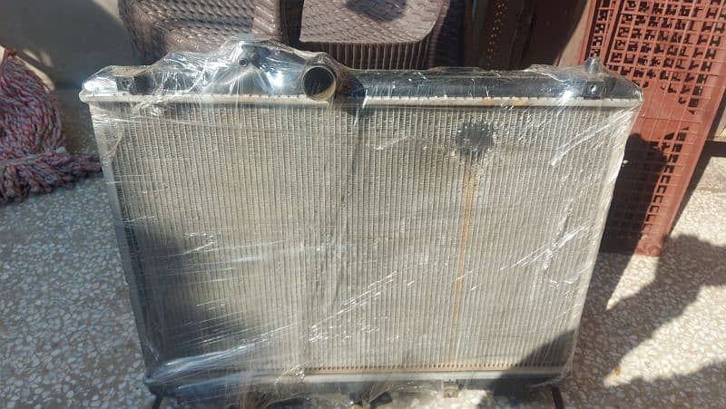 Suzuki swift 2010 radiator in good condition 1