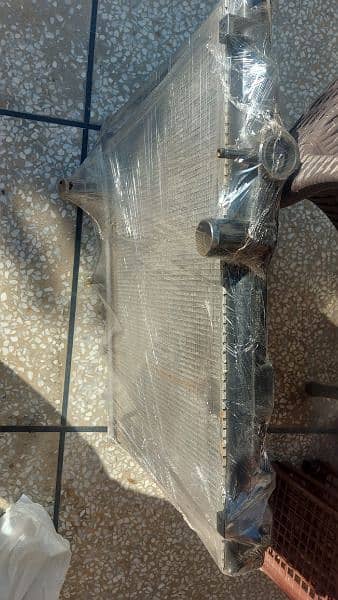 Suzuki swift 2010 radiator in good condition 3