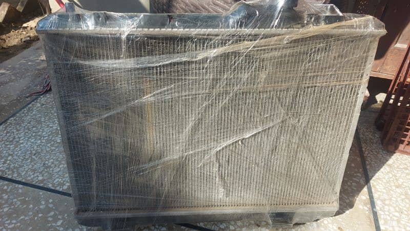 Suzuki swift 2010 radiator in good condition 4