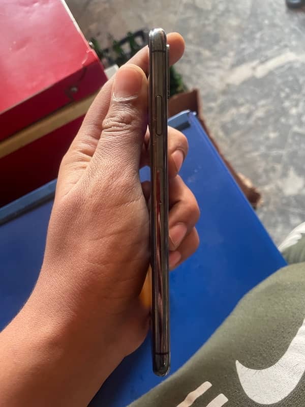 XS MAX NON PTA 5