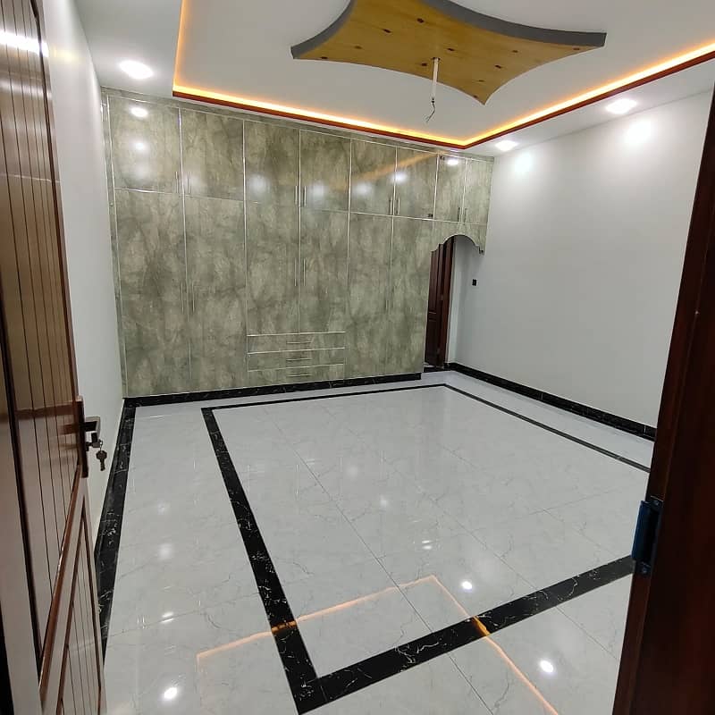 Stunning Prime Location House Is Available For sale In Rahatabad 23