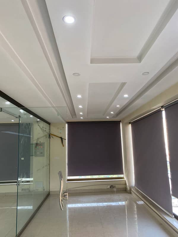 Commercial Floor Near Grand Jamia Masjid Bahria Town Lahore 1