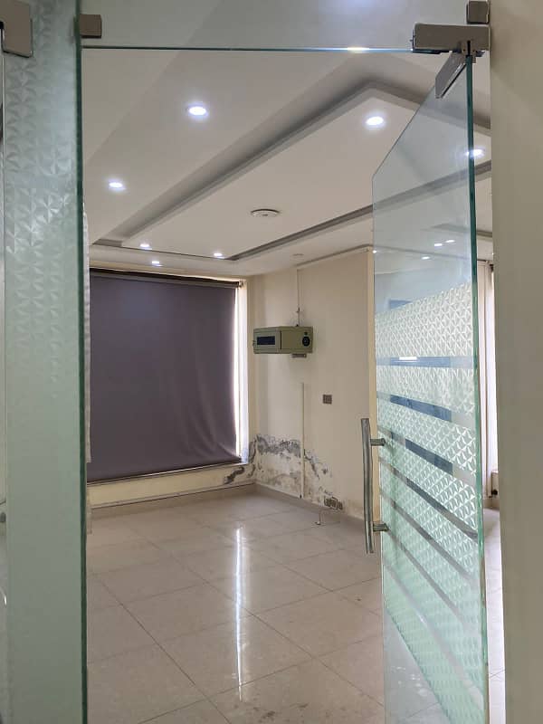 Commercial Floor Near Grand Jamia Masjid Bahria Town Lahore 4