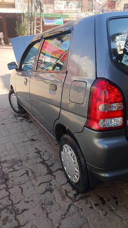 Suzuki Alto 2011 6