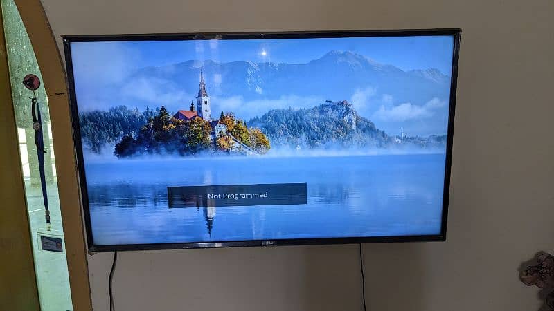 LG Smart LED TV 0