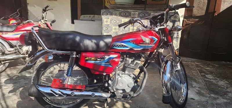 Honda CG 125, 2023-24 Model, APPLIED FOR,Sound and condition very Good 1