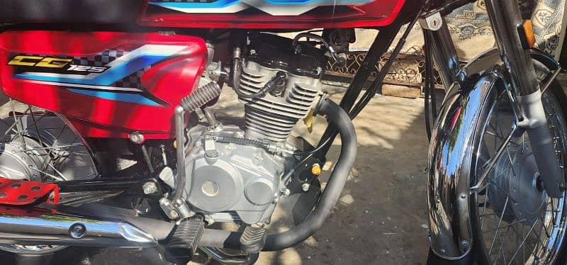 Honda CG 125, 2023-24 Model, APPLIED FOR,Sound and condition very Good 3