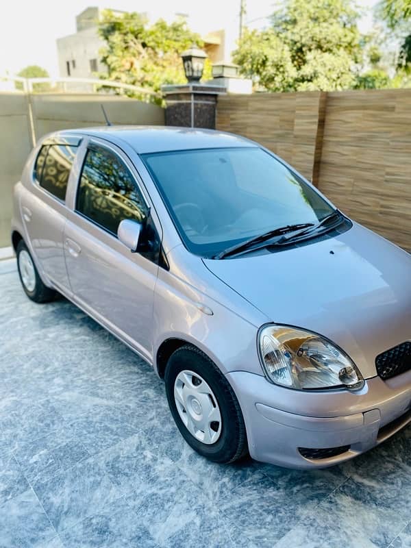 Toyota Vitz 2005 3