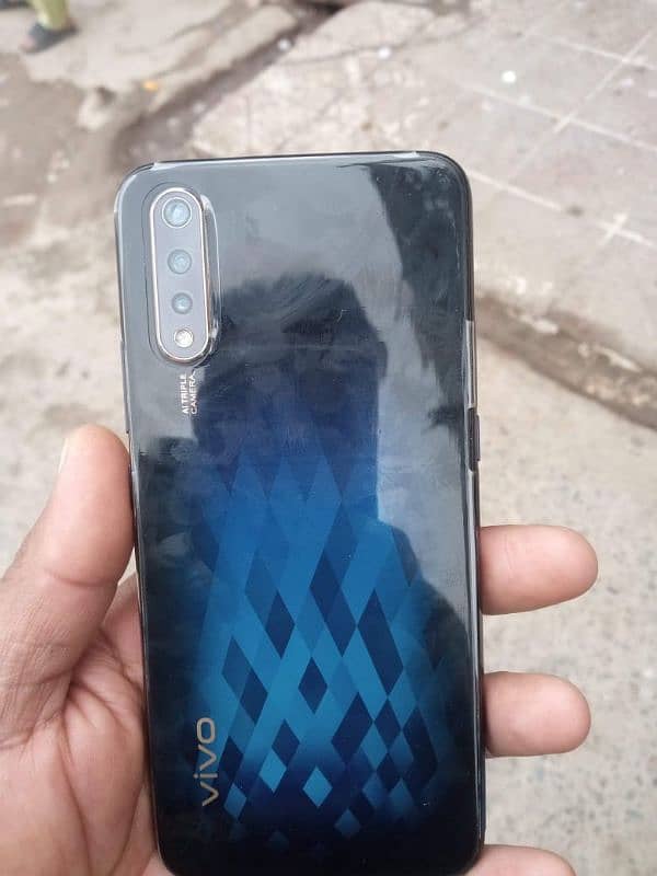 vivo s1 1