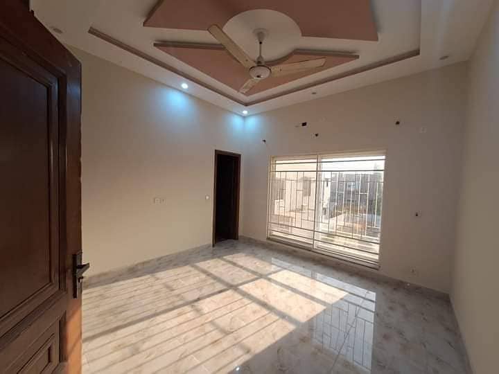 5 Marla Brand New 1st Entry House Available In Bahria Town Lhr Near Market Bank Park Masjid 7