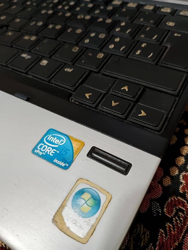 Laptop Core i5 First Generation 3