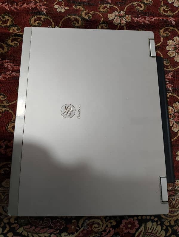 Laptop Core i5 First Generation 6