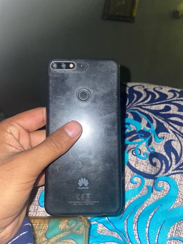 Huawei Y 7 Prime 1