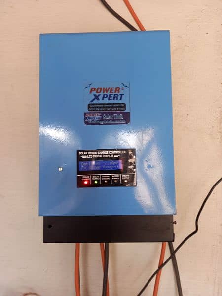 mppt Charge controller for sell 100 Ampere three 585 lag sakti 0