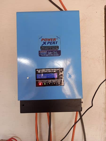 mppt Charge controller for sell 100 Ampere three 585 lag sakti 1