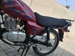 Suzuki gs 150 se