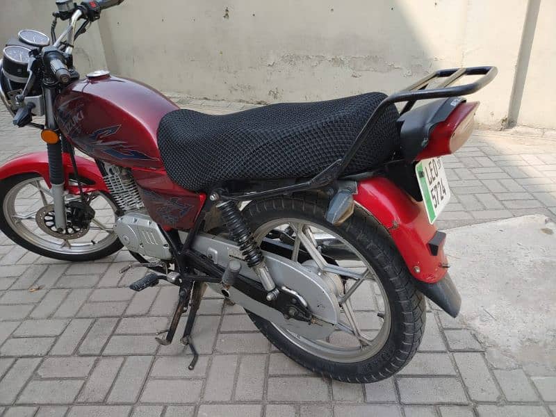 Suzuki gs 150 se 3