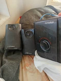 Audionic speaker for sale