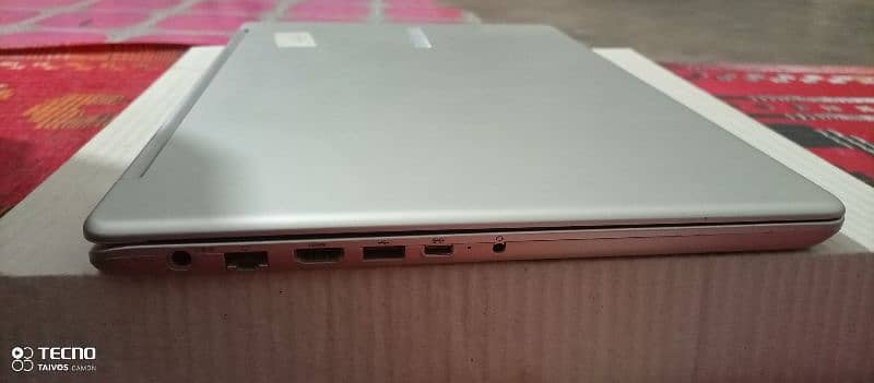 Samsung spin book 740u 6