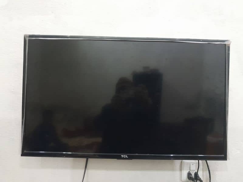 32 inch LED TV URGENT SALE 0