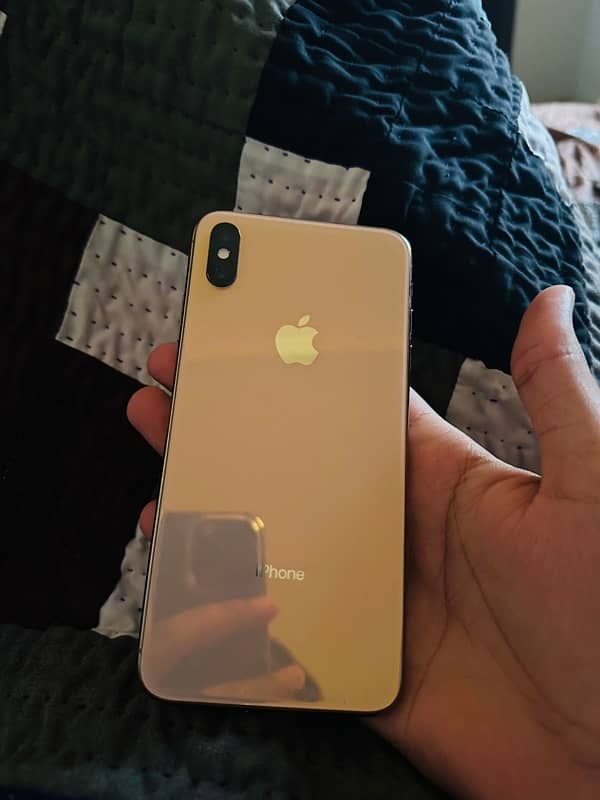 iPhone XS Max 0