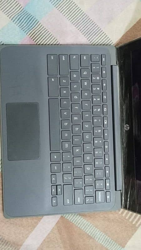 Chromebook laptop ha 1