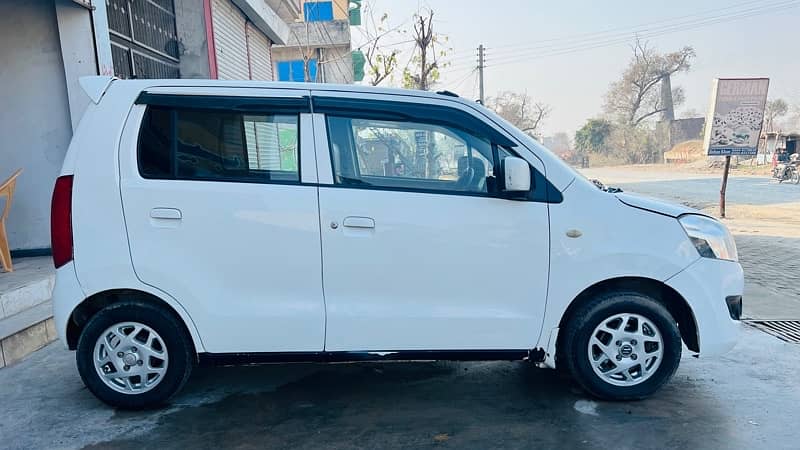 Suzuki Wagon R 2018 5