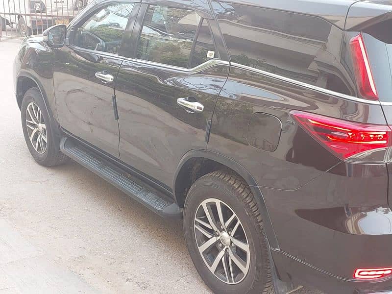 Toyota Fortuner 2017 9