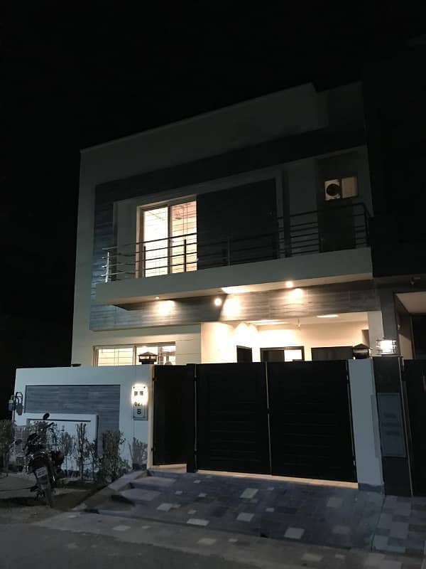 5 MARLA HOUSE FOR SALE IN DHA RAHBAR 11. . GASS AVAILABLE 0