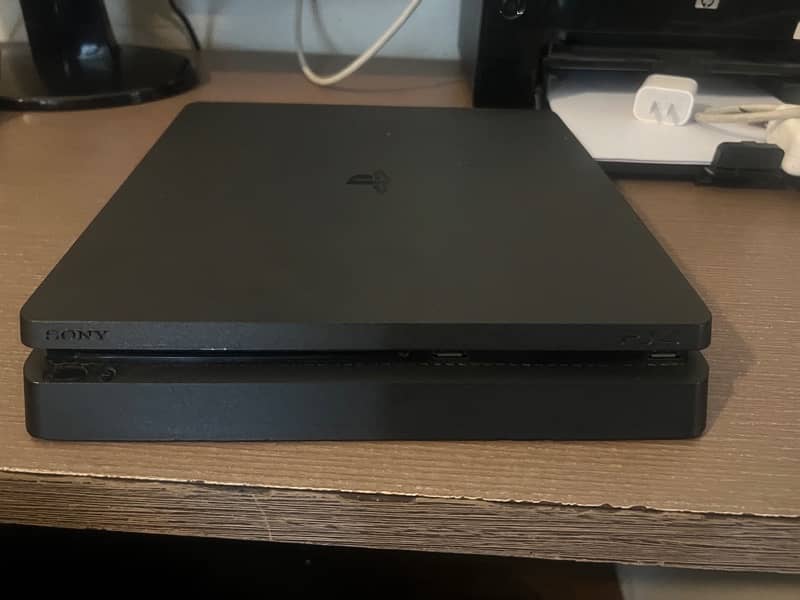 PS4 Slim 500GB 1