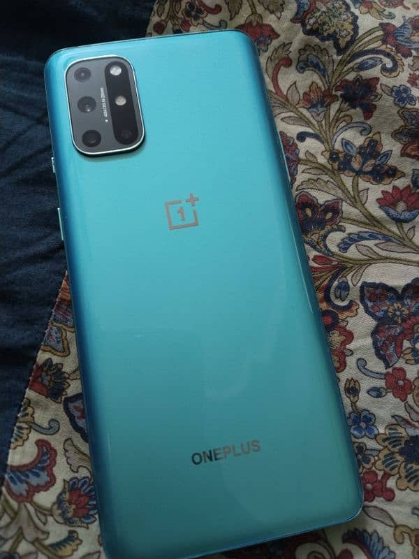 one plus 8t 1