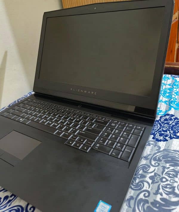 Dell Alienware 17 r4 2