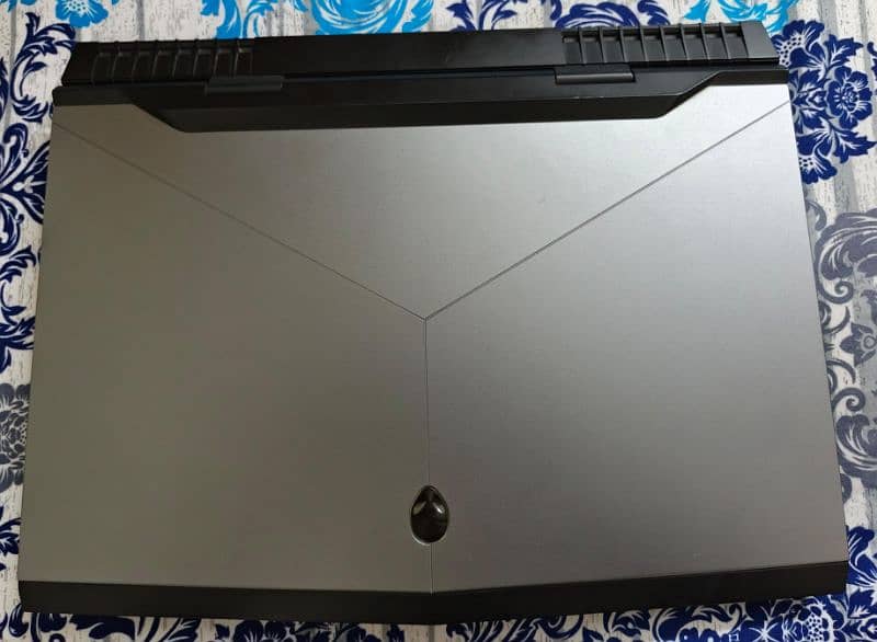 Dell Alienware 17 r4 3