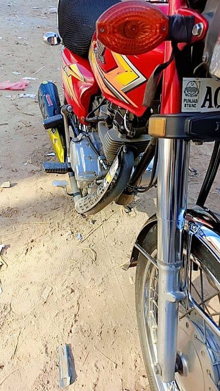 Honda 125 2021 Model Lush Condition Urgent Sale 5