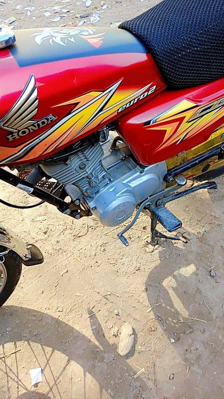 Honda 125 2021 Model Lush Condition Urgent Sale 7