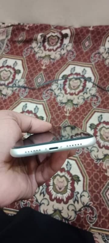 iphone 11 PTA 3