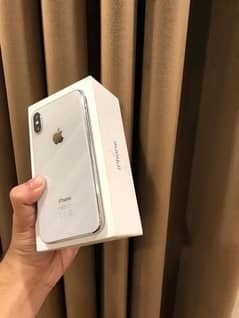 I phone xs 128 Gb urgent sale