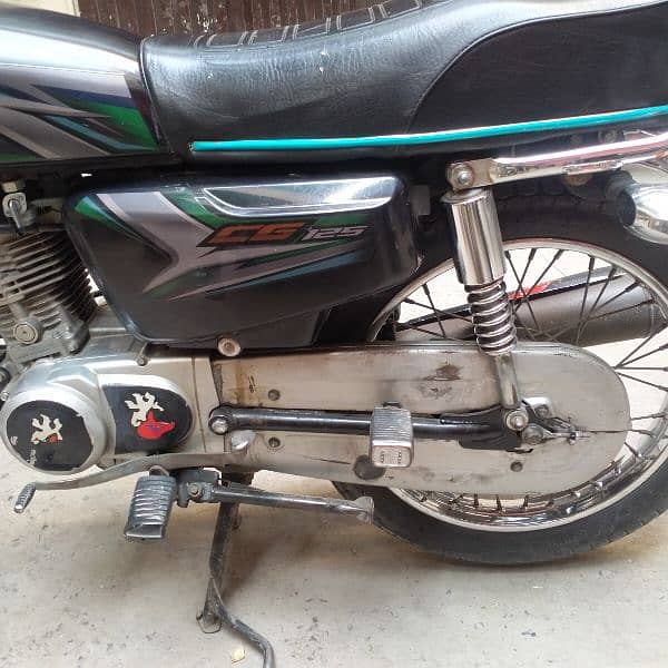 Honda cg 125 model 2023 first owner all ok koi Kam ni hony wala 3