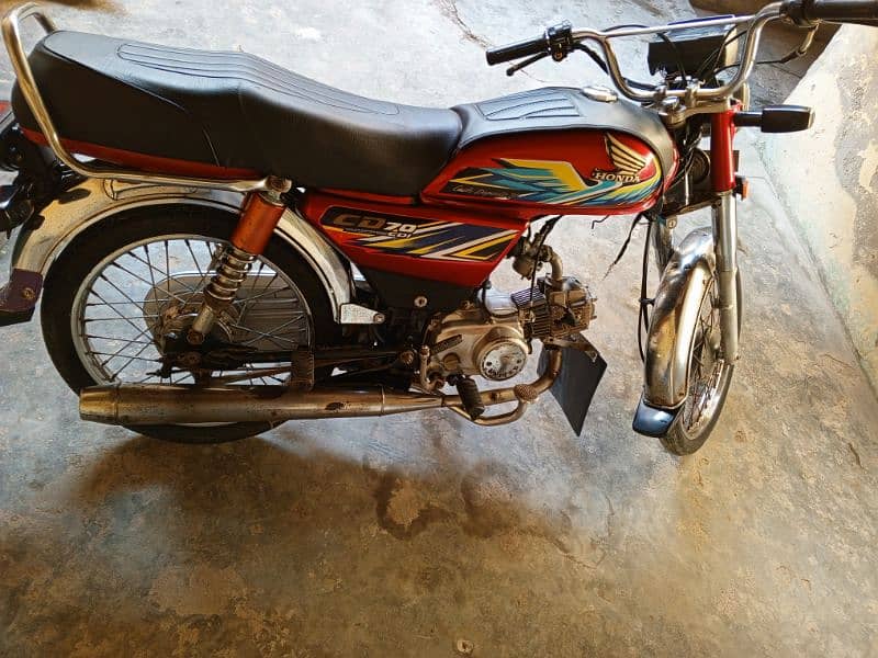 United 70cc motorcycle in good condition. 1