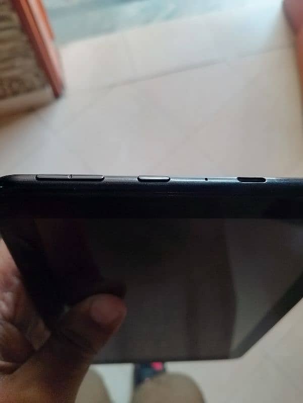 Amazon tablet for sale which charger 4