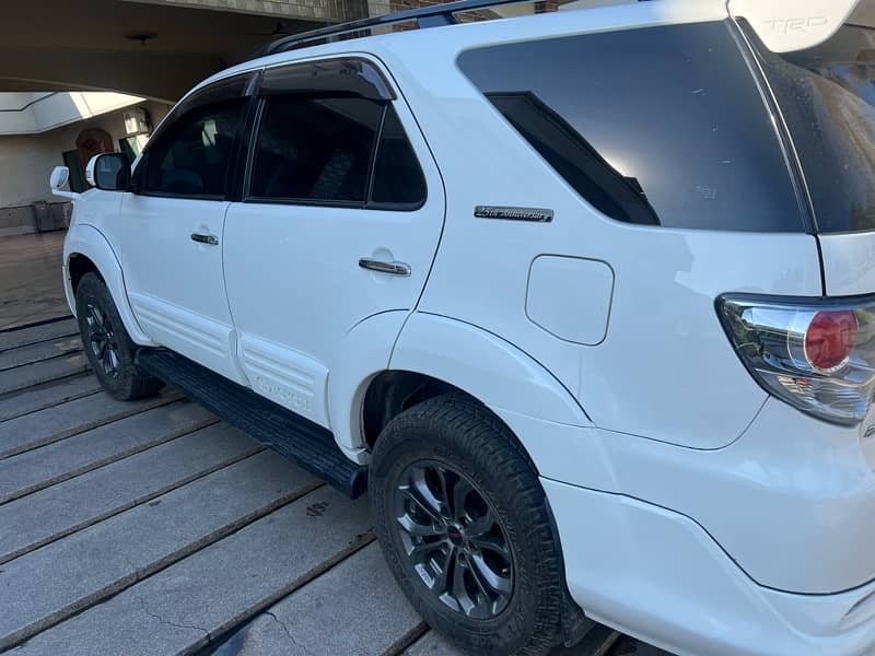 Toyota Fortuner 2015 TRD SPORTIVO 2