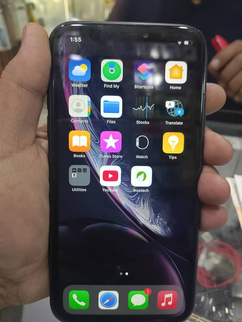 Apple iPhone XR 1