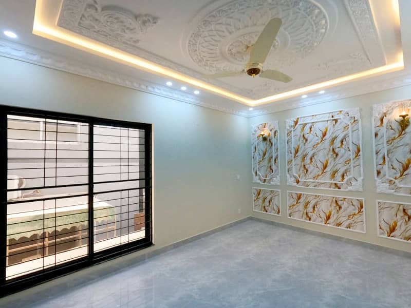 5 Marla Brand New Lavish House For Sale in Jade Ext Block Park View City Lahore 24