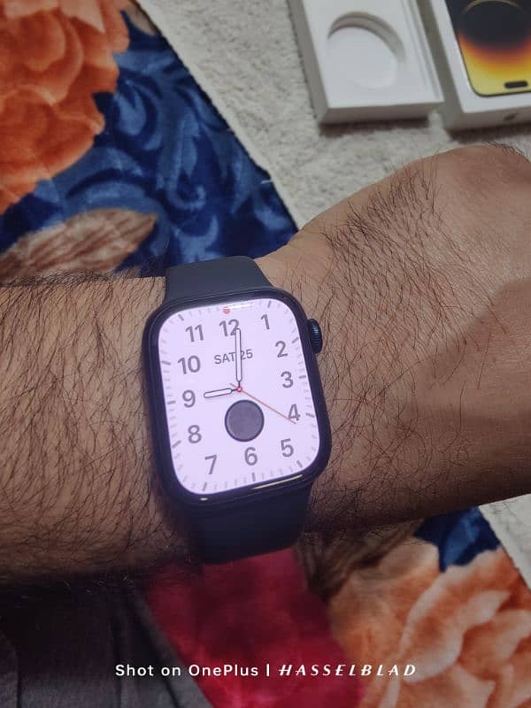 Apple Watch Series 8 GPS+Cellular Model 1