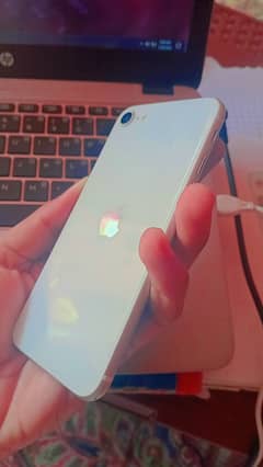 Apple iPhone SE