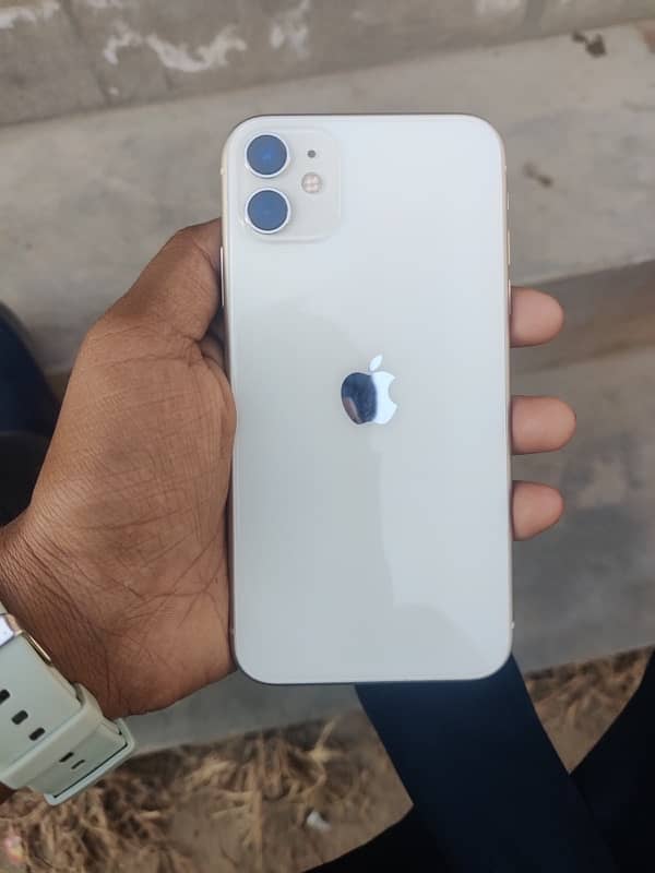 IPhone 11 factory unlock 64gb 1