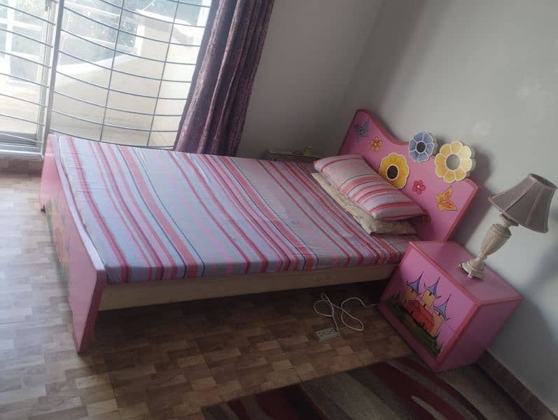 Girl's Designer bed with side table and Lamp 3