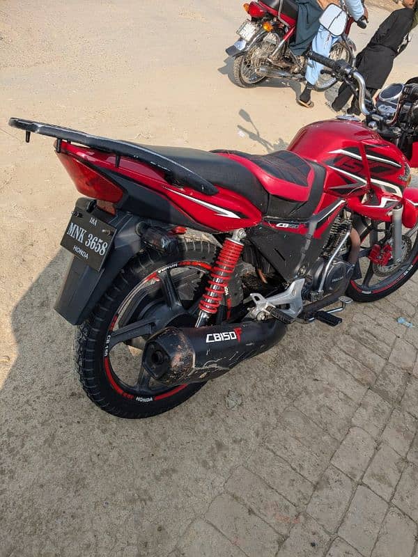 Honda CB150f 2018 8