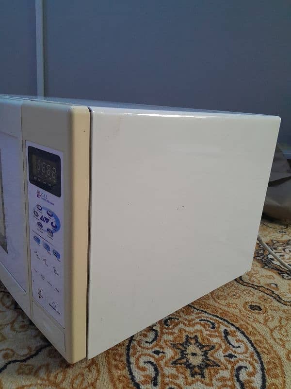 Large Size Dawlamce Microwave 2